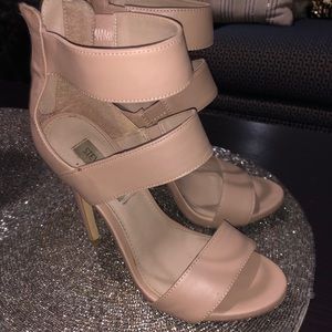 Steve madden nude 👠